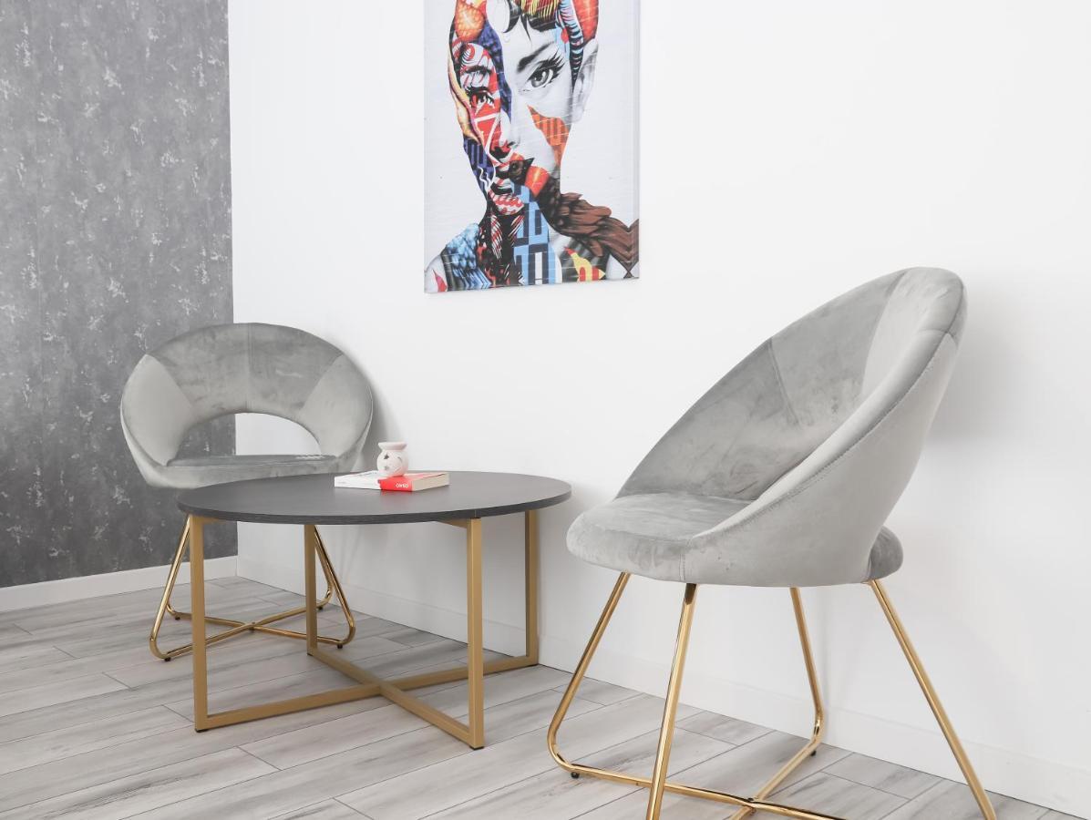 Stars Apartment Brasov Luaran gambar